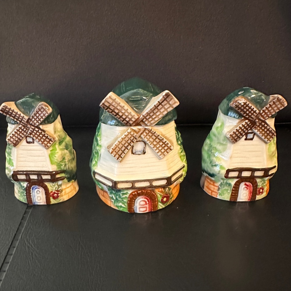 Vintage Windmill Salt & Pepper Shaker and Toothpick holder Ceramic 1950s Japan‎